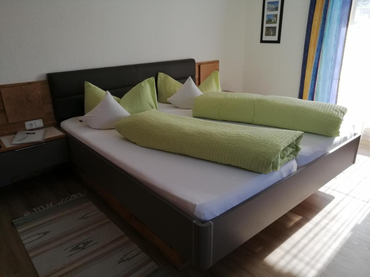 Spisshof Hotel Grins Bagian luar foto